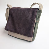 תיק מינימי חום כהה אפור