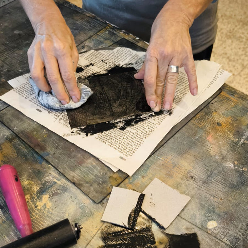 Liav Chopin - botanical monoprint workshop - a unique print technique